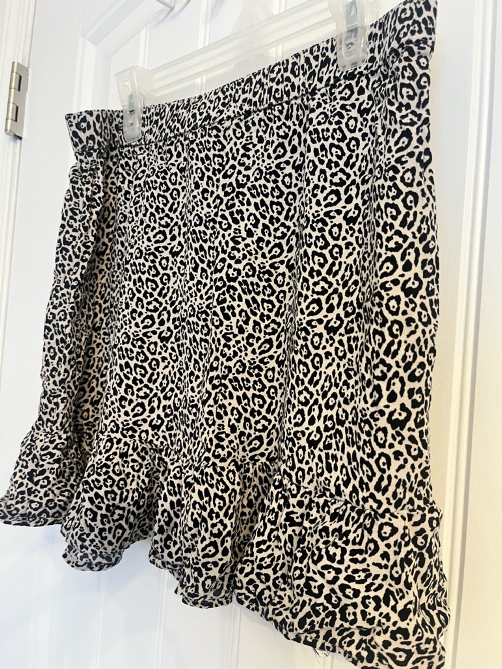 American Eagle Black & White Leopard Ruffle Hem Skirt